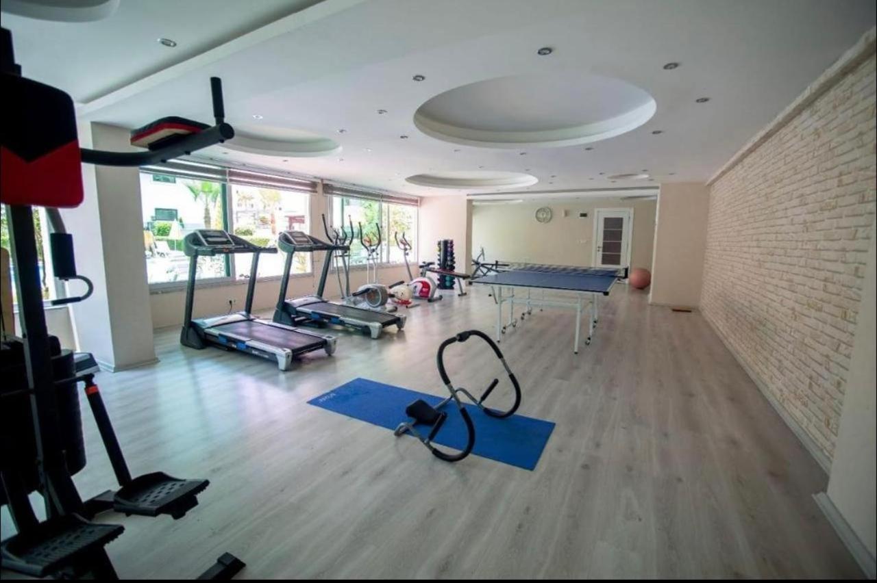 Cozy Sea View Next To The Beach, In The Mid Of The Market, Saturday Bazar, Restaurants & Bars Etc, Alanya Mahmutlar! Appartement Buitenkant foto