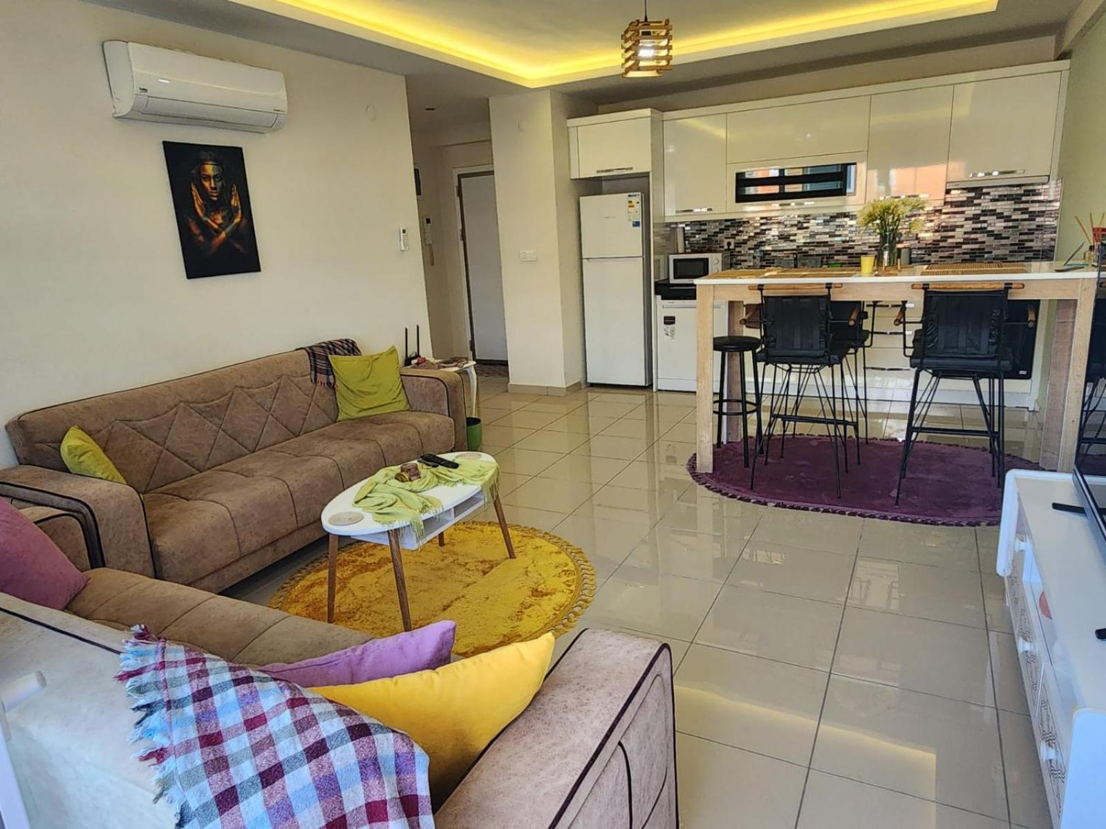 Cozy Sea View Next To The Beach, In The Mid Of The Market, Saturday Bazar, Restaurants & Bars Etc, Alanya Mahmutlar! Appartement Buitenkant foto